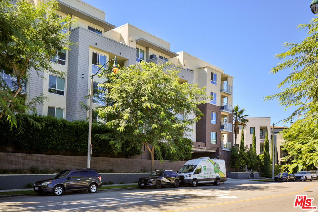 12655 Bluff Creek Drive Unit 410 — photo
