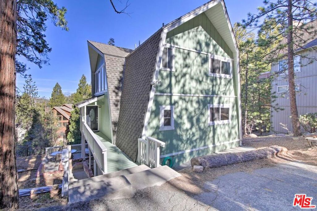 888 Grass Valley Road — photo