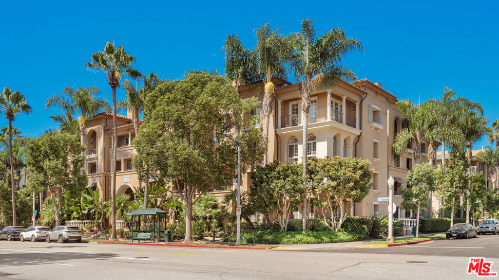 13173 Pacific 202 — photo