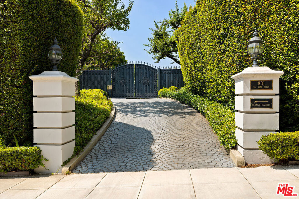 801 N Alta Drive — photo