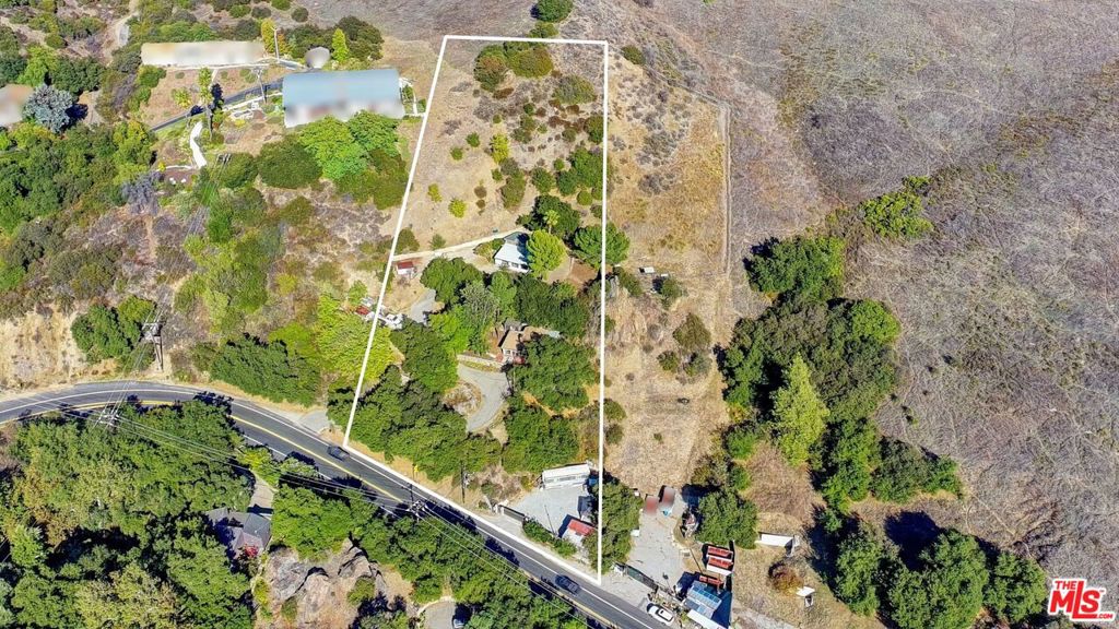 1980 N Topanga Canyon Boulevard — photo