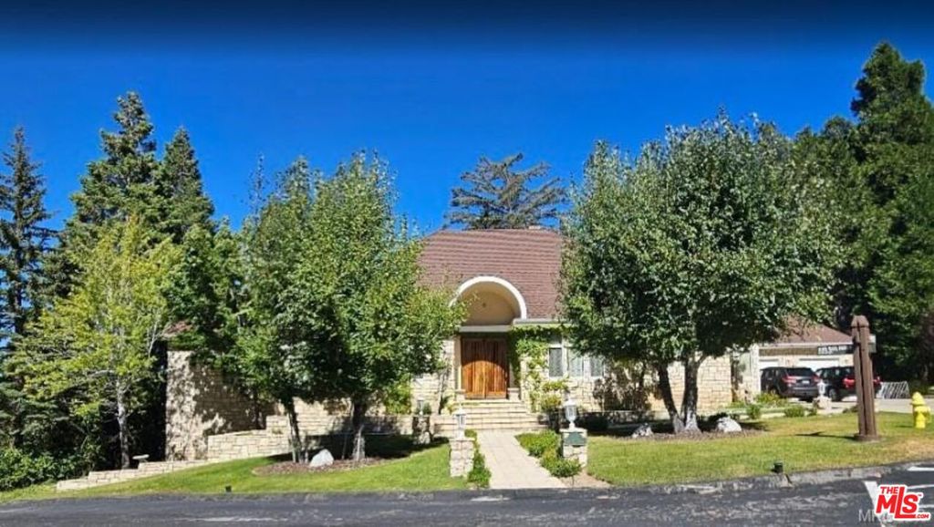 361 Redtail Hawk Lane — photo
