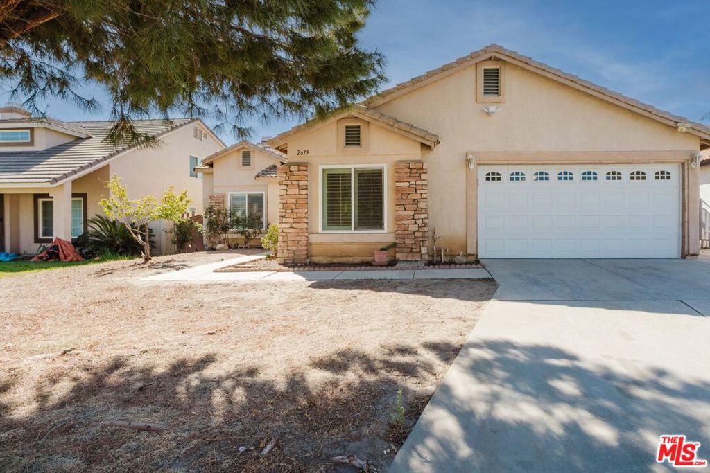 2619 W Windhaven Drive — photo