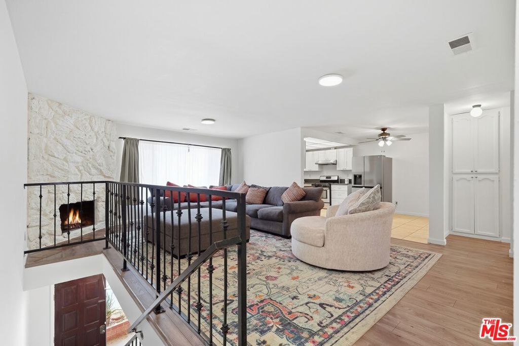 14120 Yukon Avenue 8 — photo