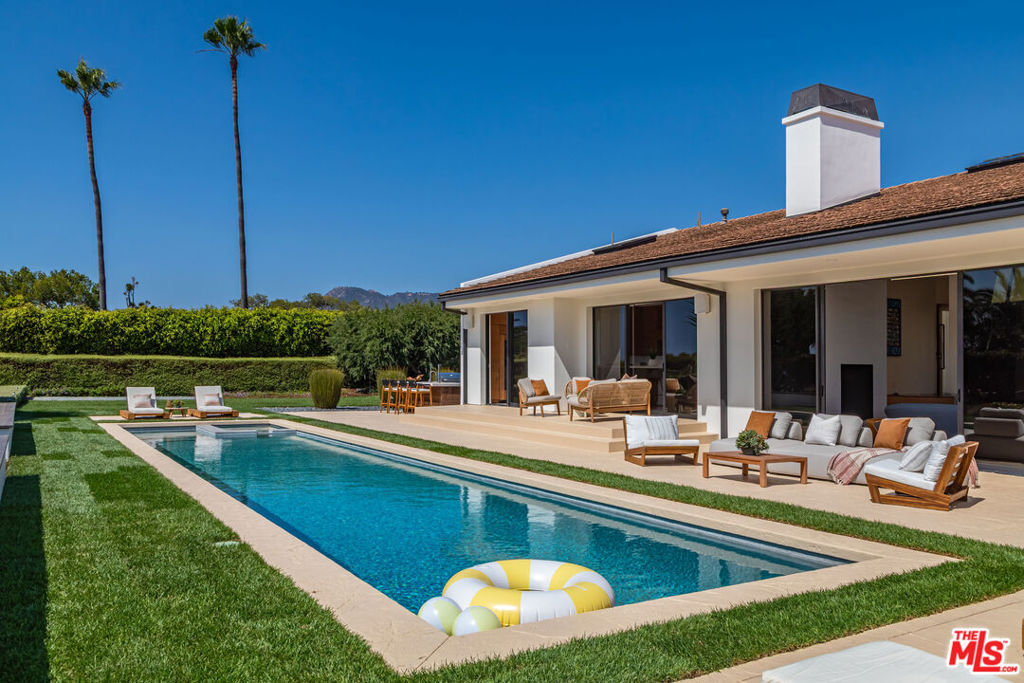 6419 Merritt Drive — photo