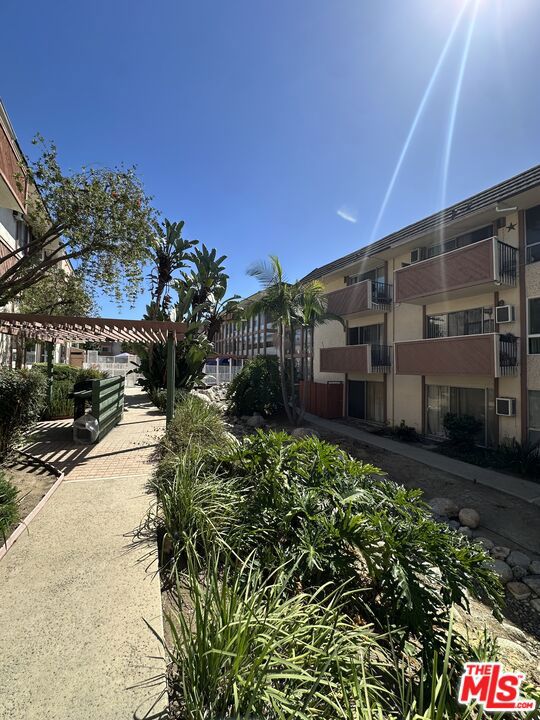 5585 E Pacific Coast Highway Unit 251 — photo