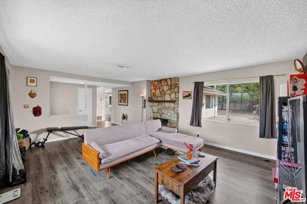 6235 Stanton Avenue — photo