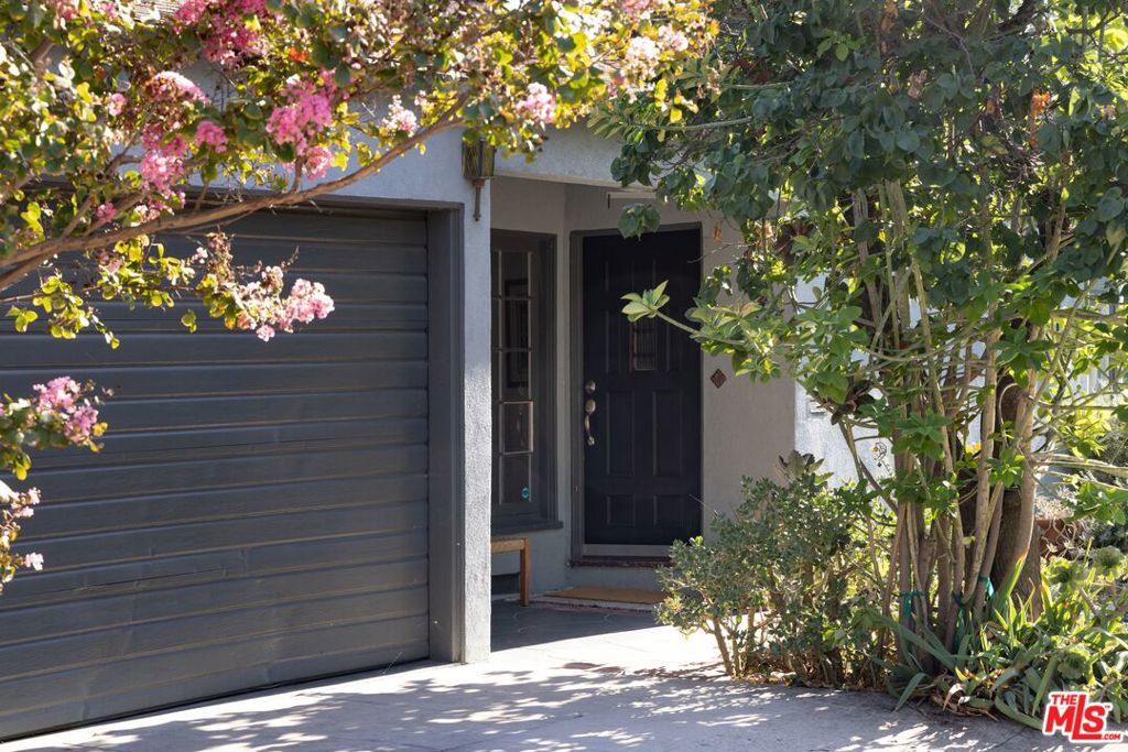 3666 Roderick Road, Los Angeles, CA 90065 — photo 2