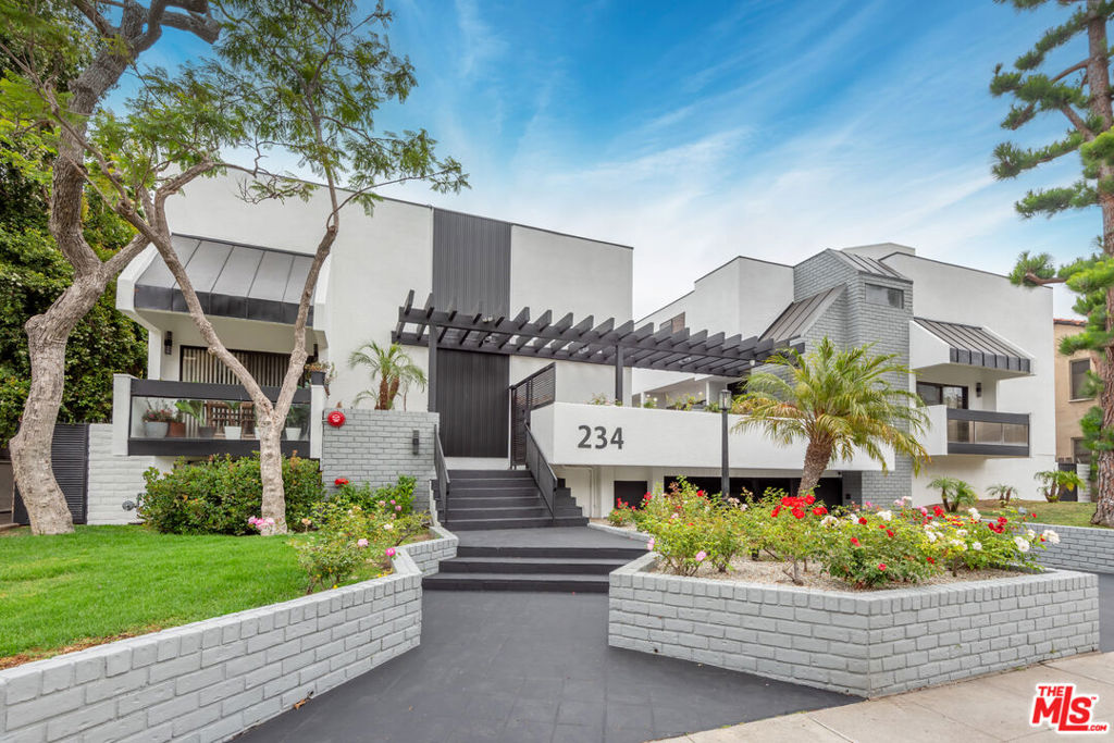 234 S Tower Drive 3 — photo