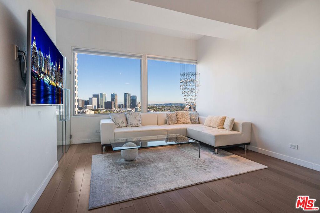10501 Wilshire Boulevard Unit 1904 — photo