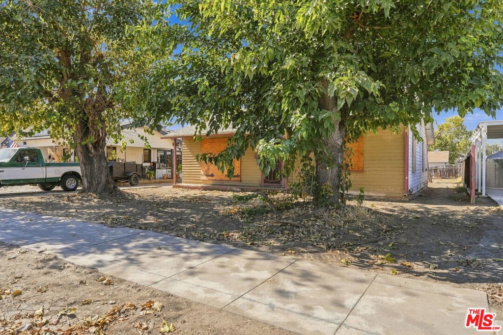 528 S D Street, Exeter, CA 93221 — photo 3