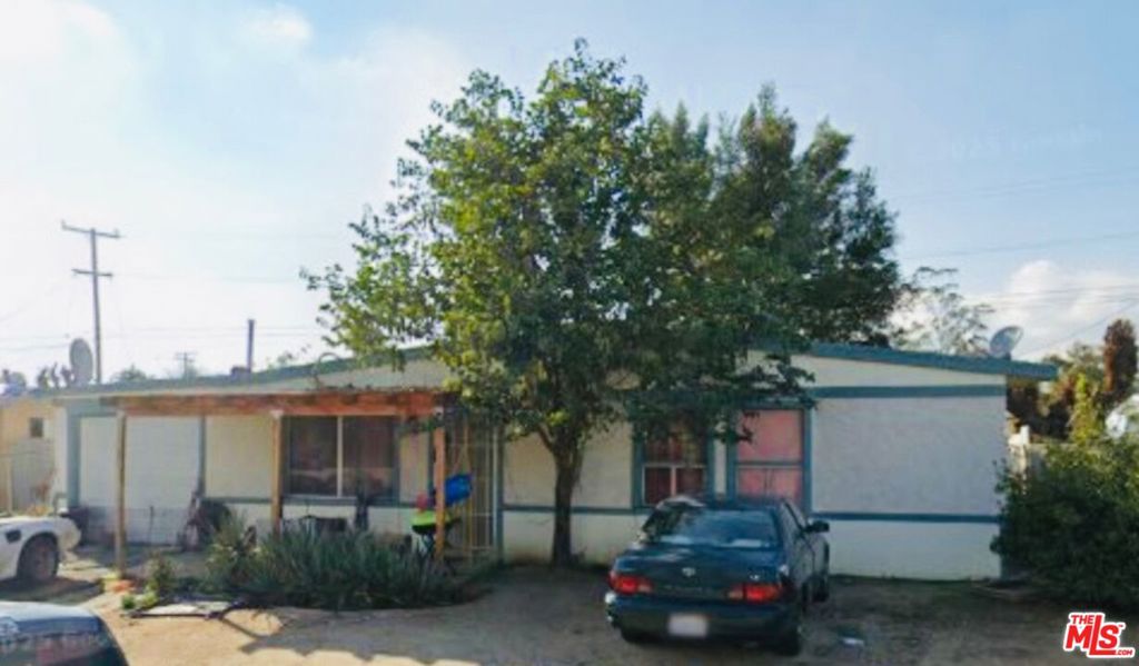 13717 Phyllis Avenue — photo