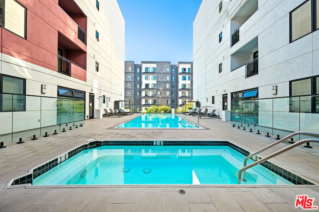 1234 Wilshire Boulevard Unit 422 — photo