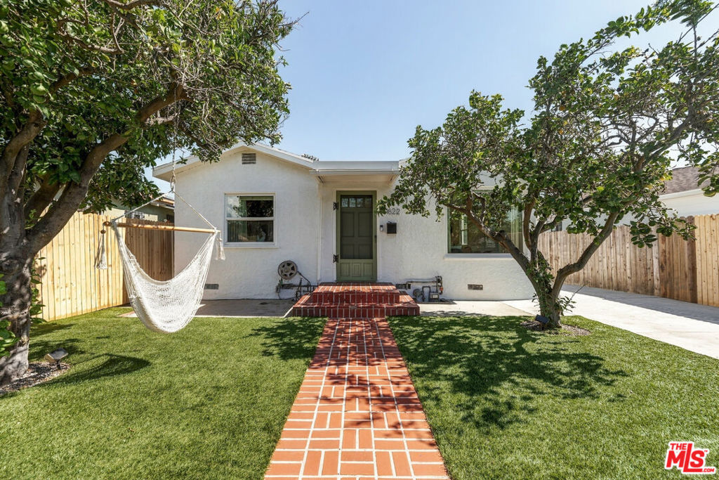 11822 Marshall Street — photo