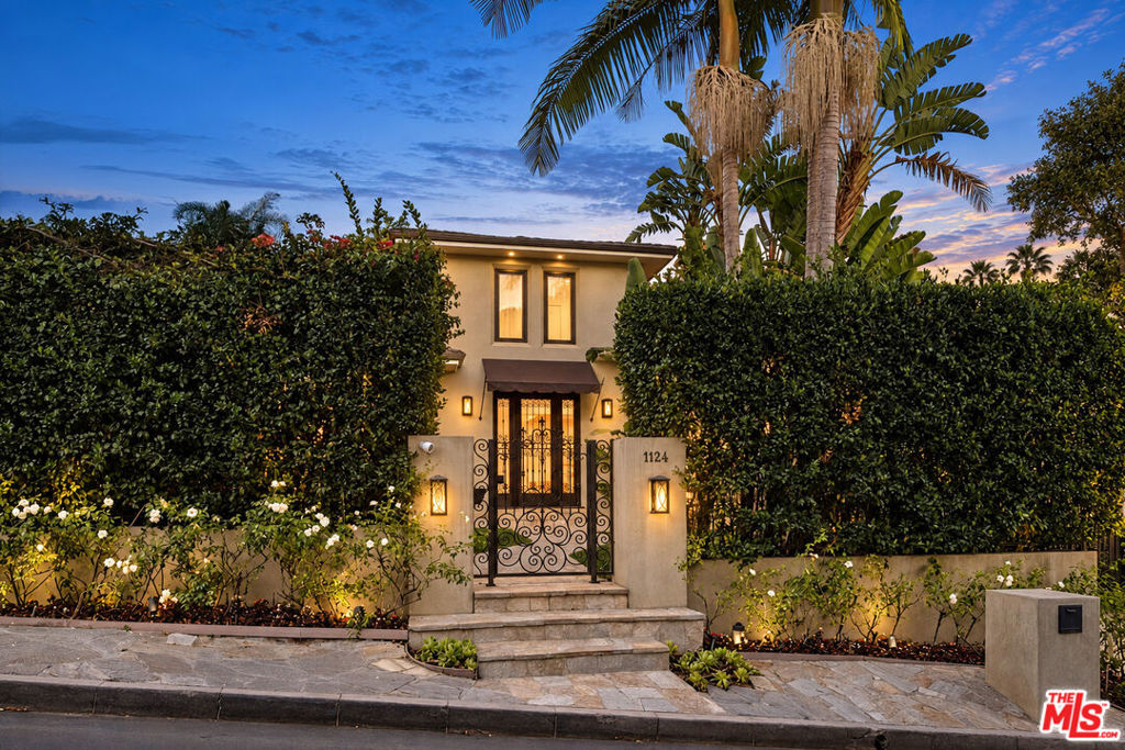 1124 Sierra Alta Way — photo