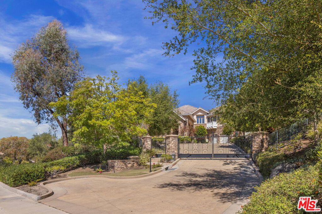 710 Rancho Dos Vientos Drive — photo