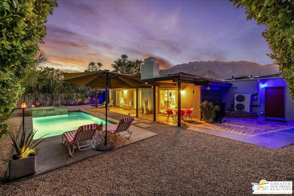 2664 N Aurora Drive — photo