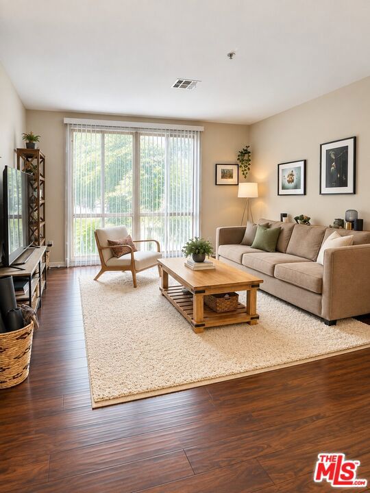 1501 Front Street Unit 206 — photo