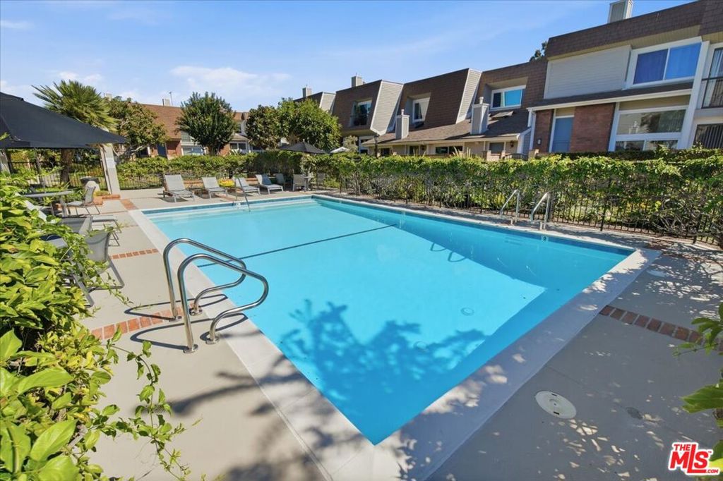 13065 Mindanao Way Unit 8 — photo