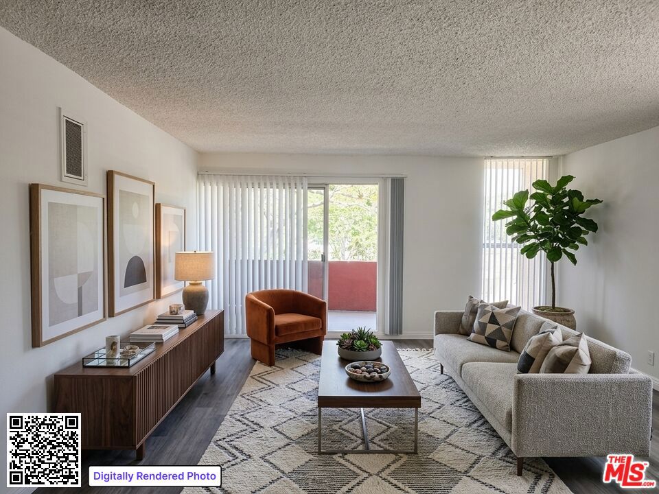 1208 W Adams Boulevard 7 — photo