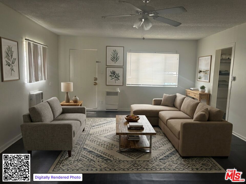 1238 W Adams Boulevard 2 — photo