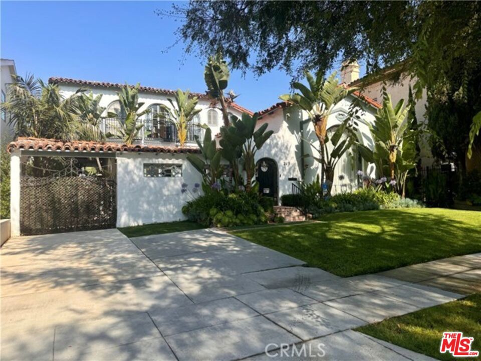 213 el Camino Drive — photo