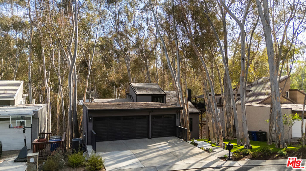 24946 Ravenswood — photo
