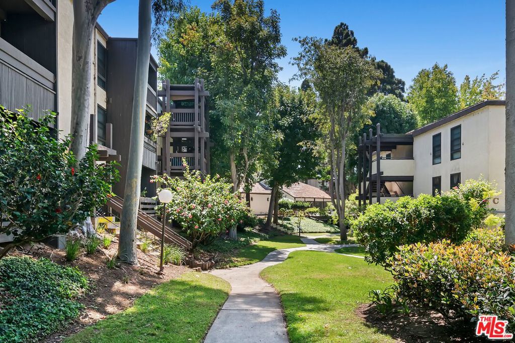 7742 Redlands Street D1046 — photo