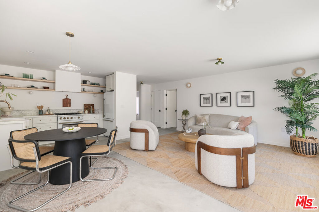 2225 1/4 Addison Way — photo
