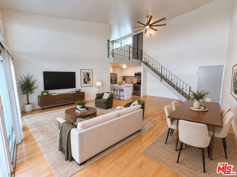 601 S Prospect Avenue Unit 304 — photo