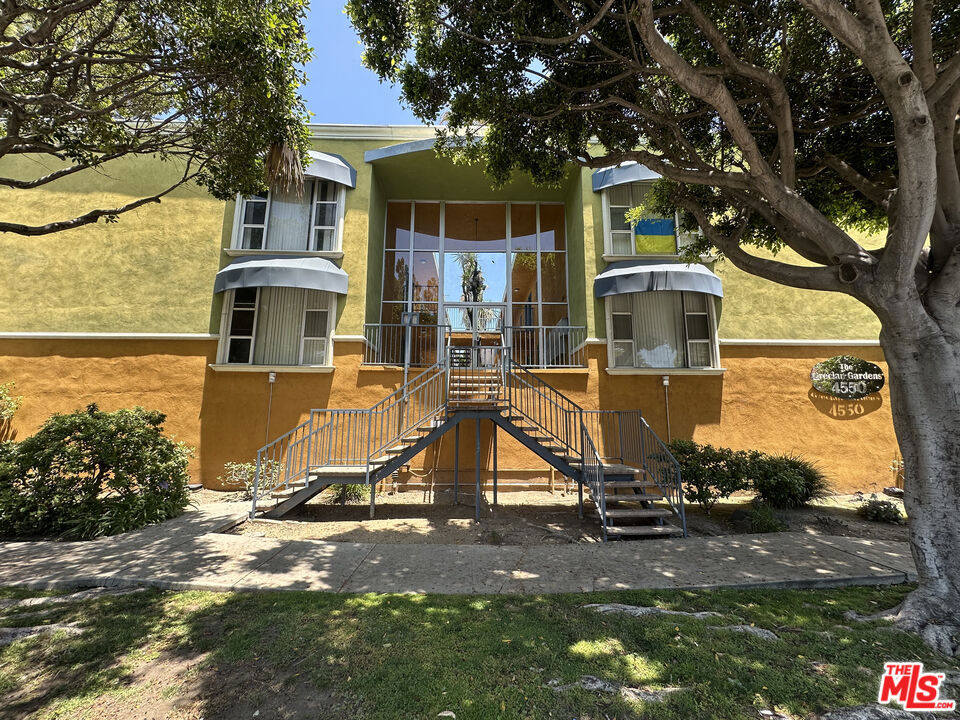 4550 Overland Avenue 116 — photo