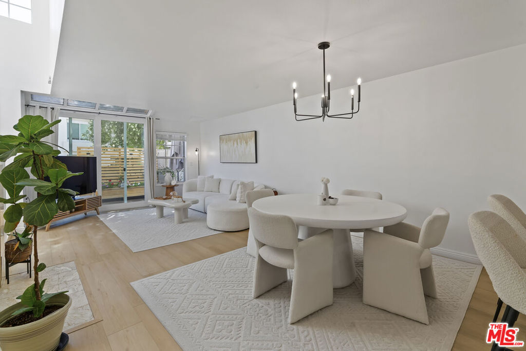 4240 Lost Hills Road Unit 903 — photo