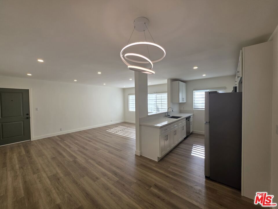 11051 Missouri Avenue Unit 5 — photo