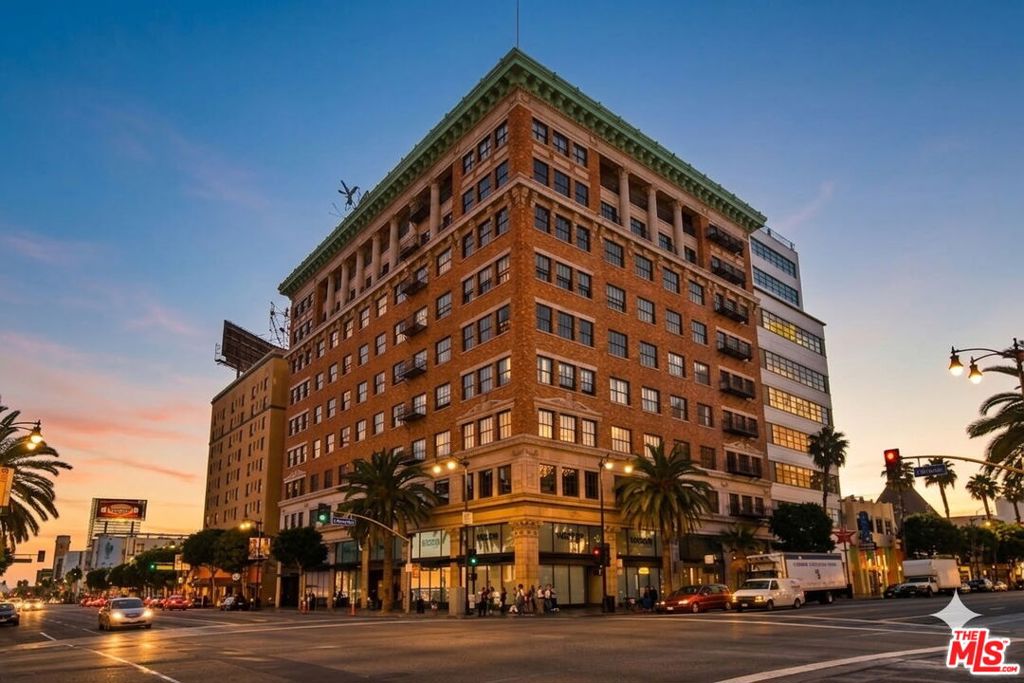 1645 N Vine Street Unit 303 — photo