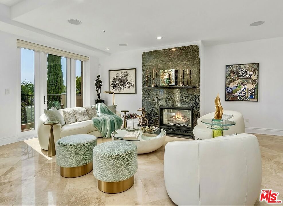 137 S Spalding Drive Unit 401 — photo