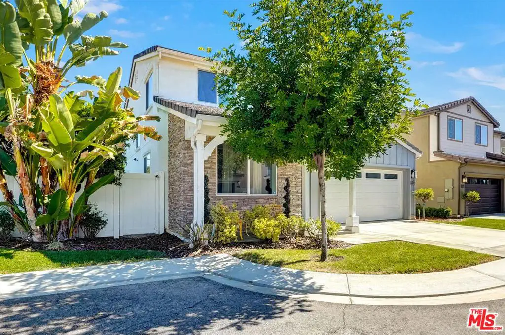 Three Hosues Rhea 6754 Rhea Court, Reseda, CA 91335 | Realty.com