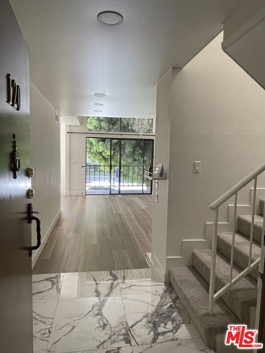 323 N Jackson Street Unit 120 — photo