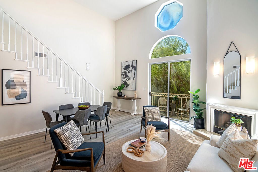 1211 S Shenandoah Street Unit 304 — photo