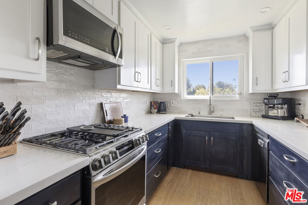6771 Springpark Avenue Unit 201a — photo