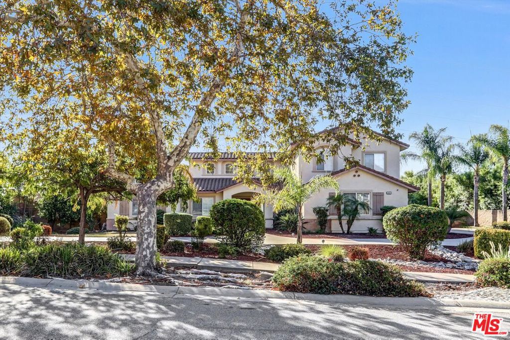 1034 Fuller Drive — photo
