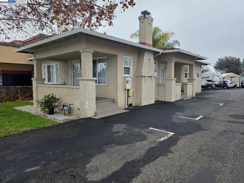 38458 Fremont Blvd. — photo