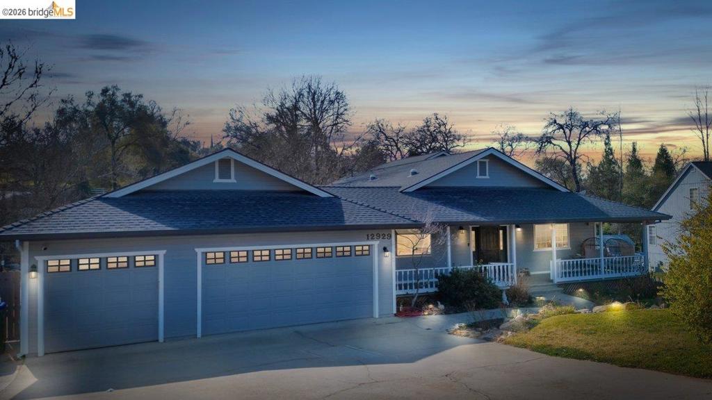 12929 Hollow Dr — photo