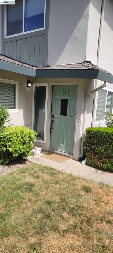 2341 Foothill Rd 3 — photo