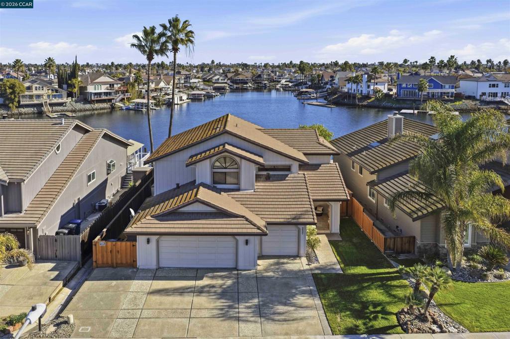 2027 Windward Pt — photo