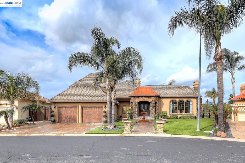 1310 Hampton Ct — photo