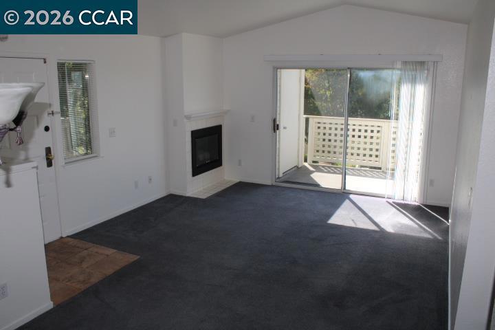 258 Napoli Ct — photo