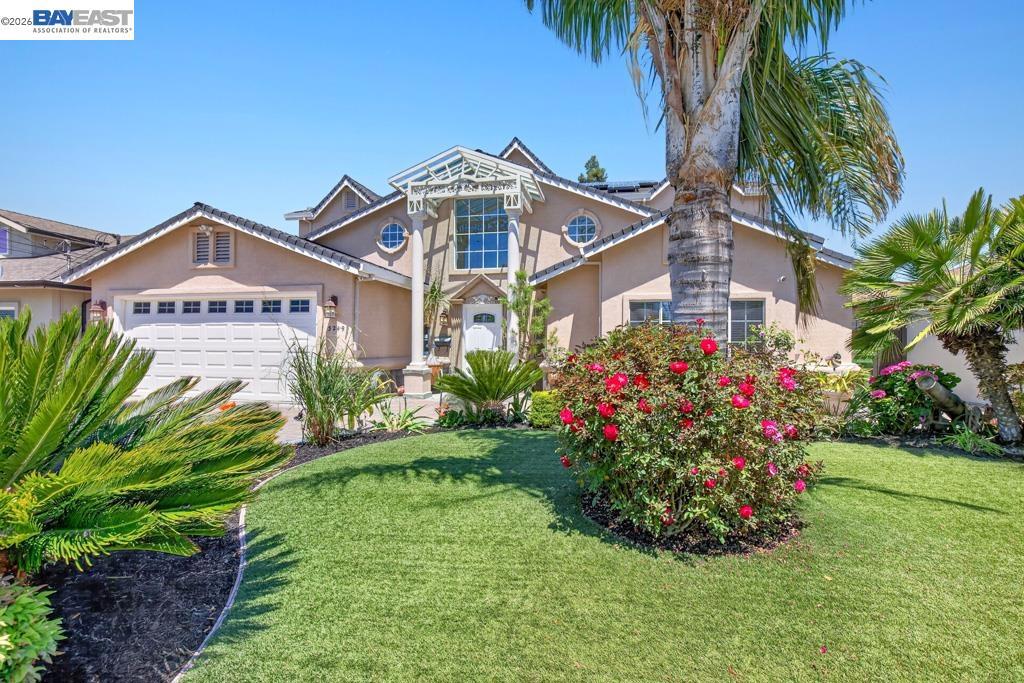 3249 Greenwood Dr — photo