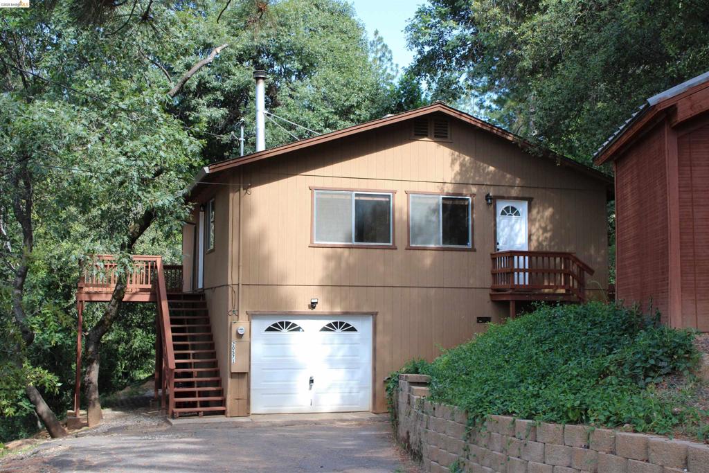 20571 Deerhaven Dr — photo