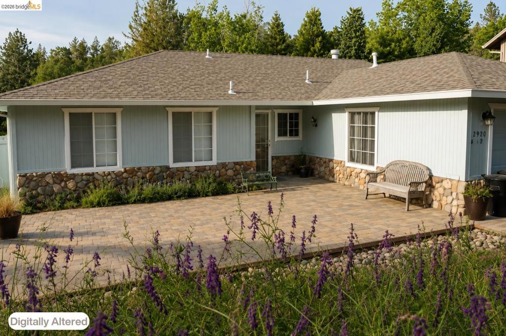 19570 Cottonwood St — photo
