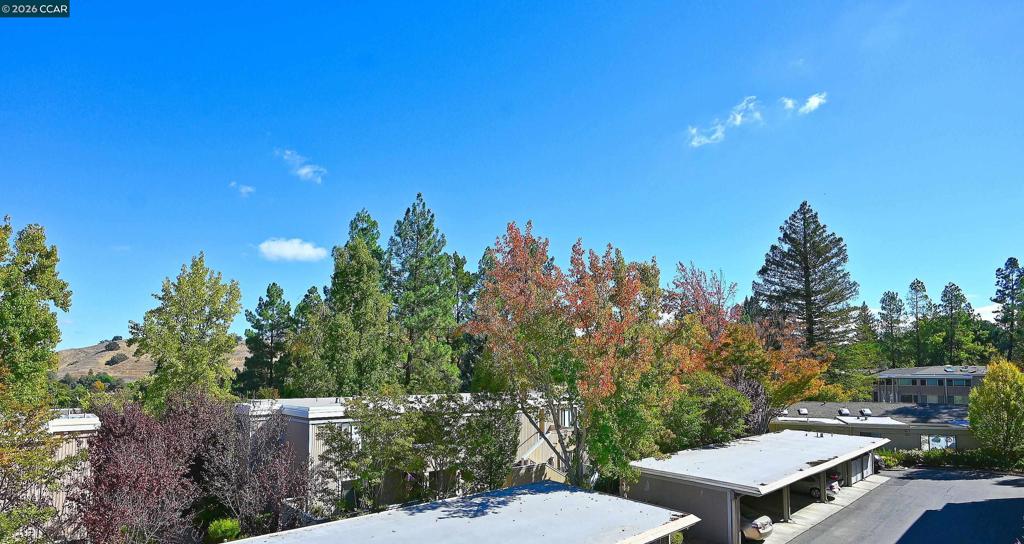 1361 Singingwood Ct 7 — photo